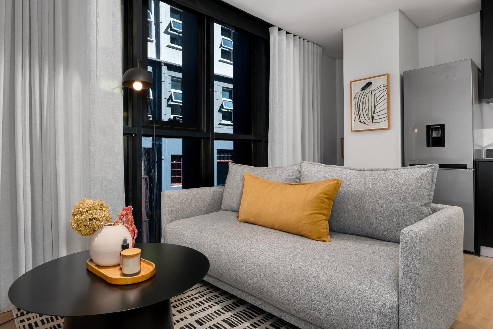 The Tokyo Aparthotel By Totalstay Кейптаун Екстериор снимка