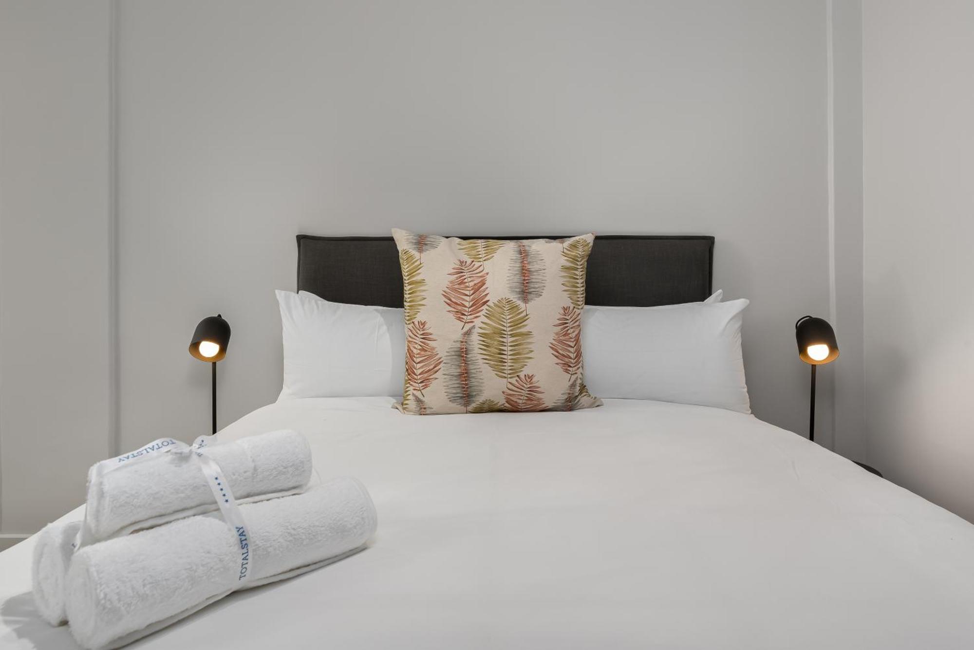 The Tokyo Aparthotel By Totalstay Кейптаун Екстериор снимка