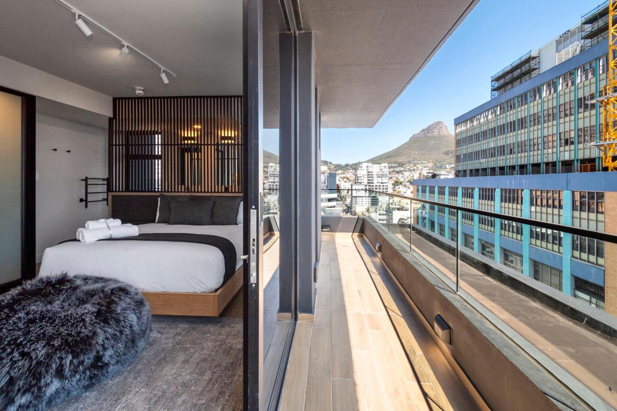 The Tokyo Aparthotel By Totalstay Кейптаун Екстериор снимка
